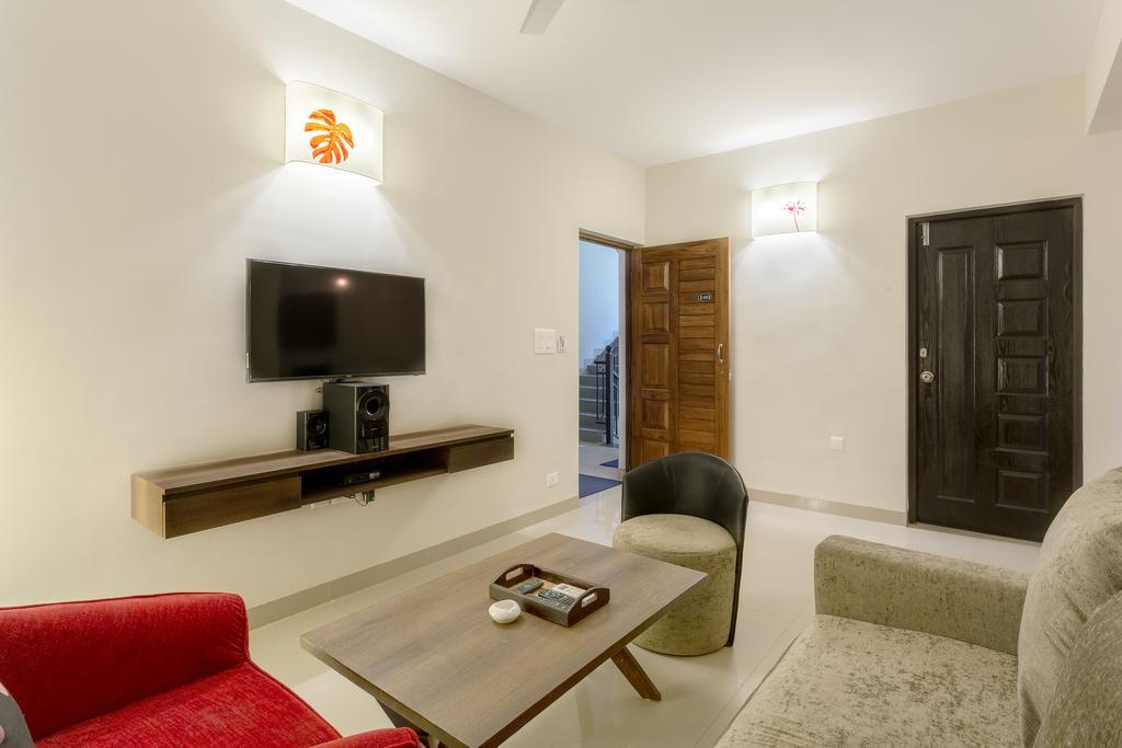 Treebo Trend Zeebo Suites Arpora Exteriör bild