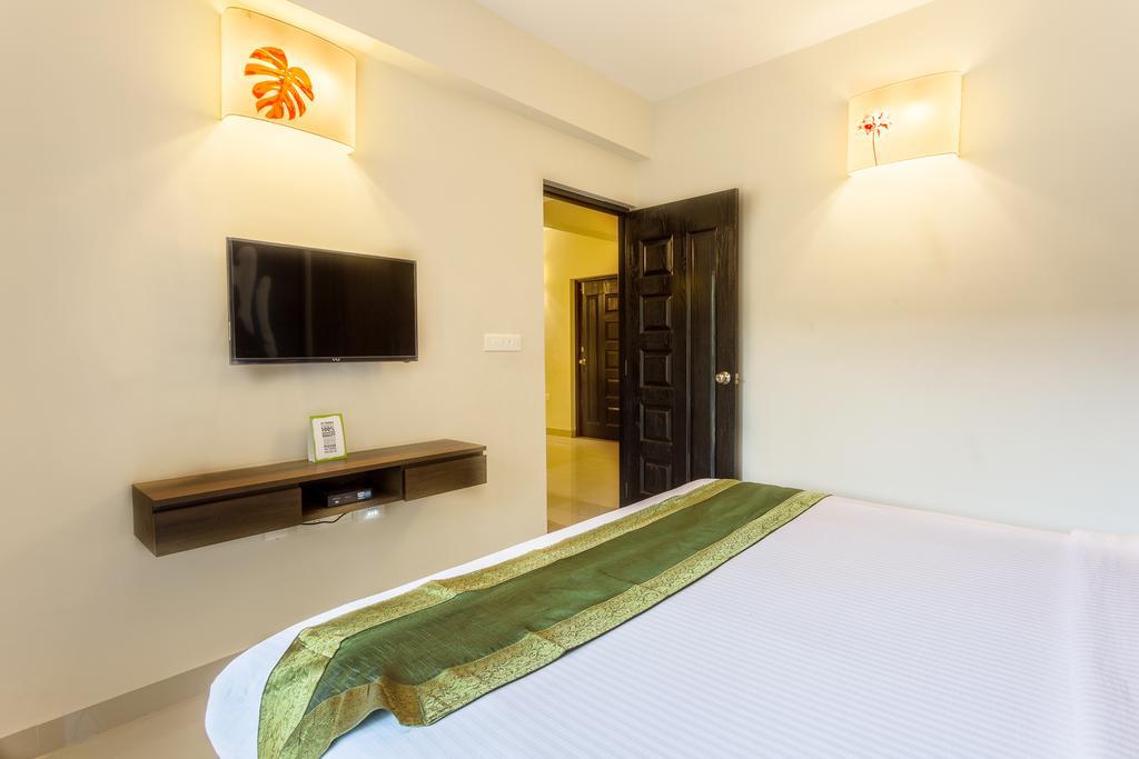 Treebo Trend Zeebo Suites Arpora Exteriör bild